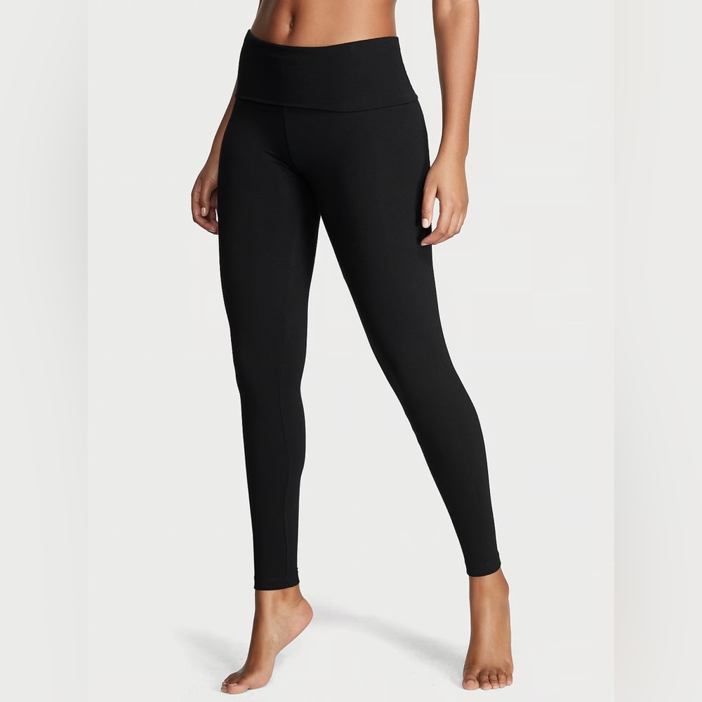 VICTORIA’S SECRET || Knockout 7/8 Length Legging Size Small